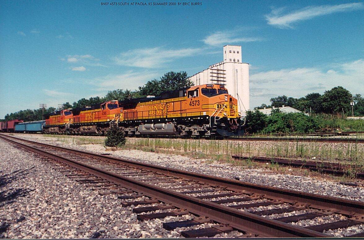 bnsf4573.jpg (249657 bytes)