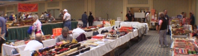 Trading hall at the convention.