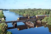 CSX 423  Indiantown, FL