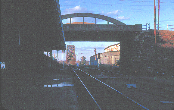 COPYRIGHT 2002. All rights reserved. Photo by Bill Pollard.