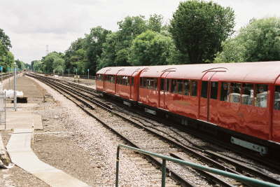 Seen departing Moor Park