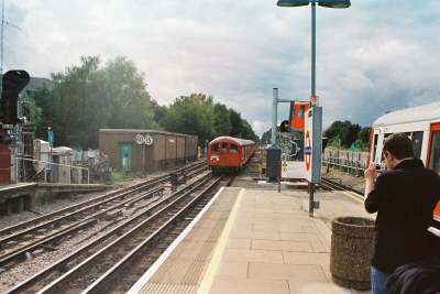 Approaching Chalfont & Latimer