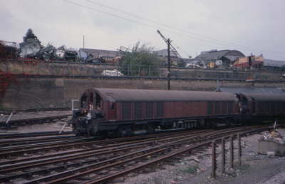 L21 in Drayton Park sidings