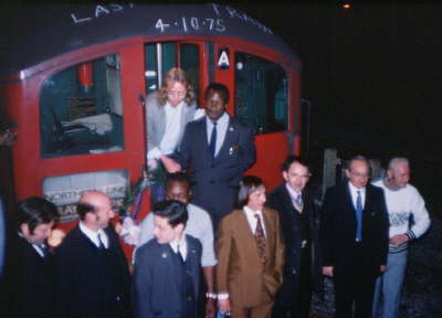 The last London Transport train at Drayton Park