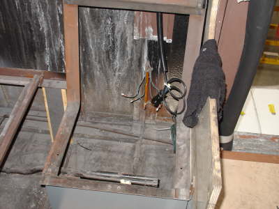 D78 bodyside & underseat condition 