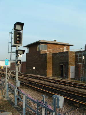 Signal DEB7855 