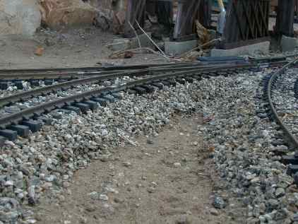 photo of glued ballast