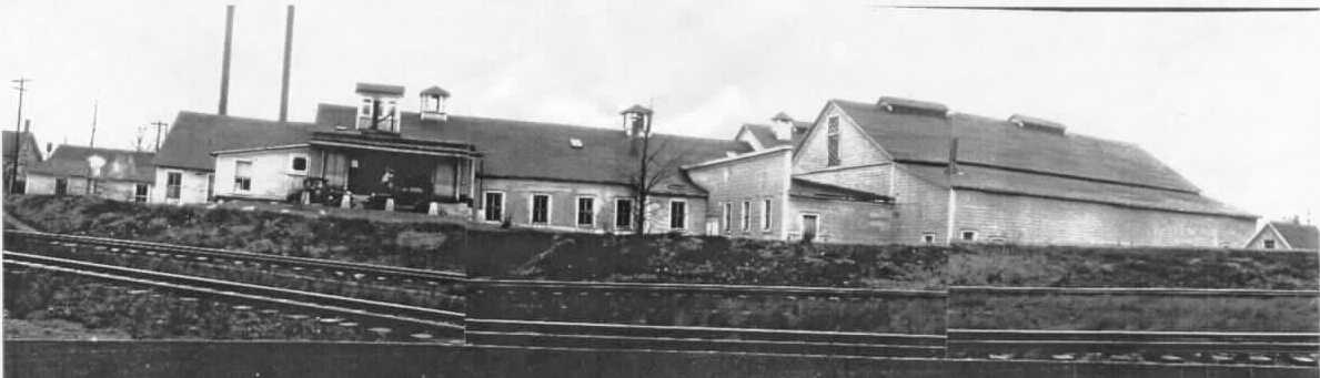 Bordens Creamery - Panoramic 
East Side