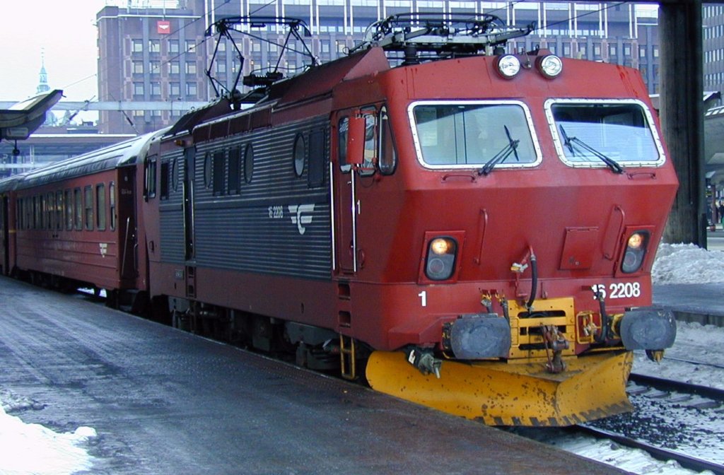 el162208oslos040101.jpg