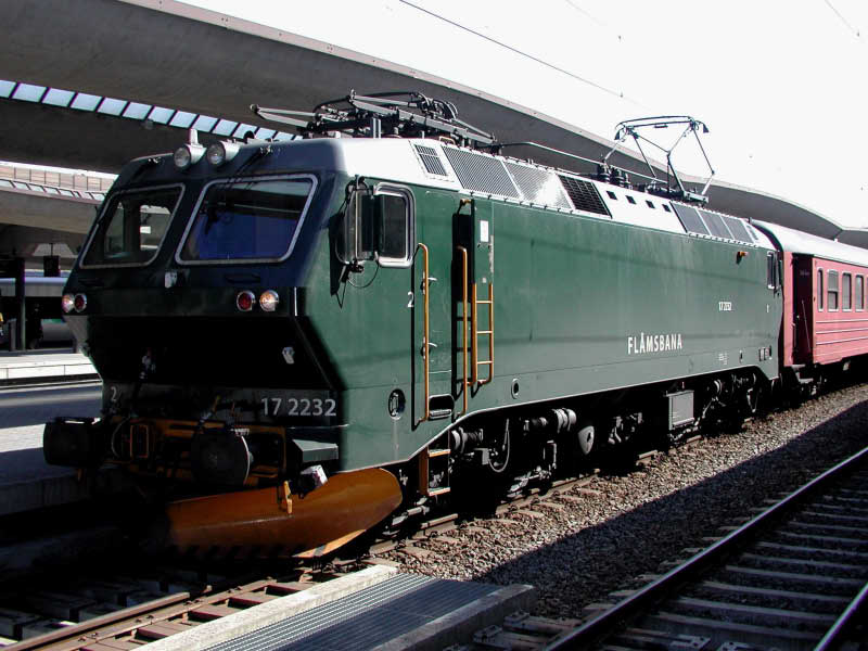 EL 17 2232 Oslo S 190403