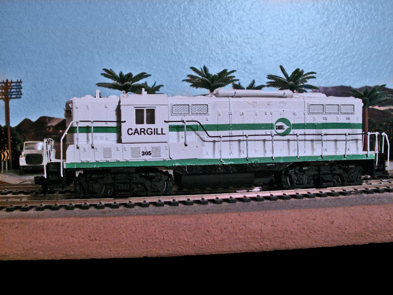 first time on the layout for Cargill 305