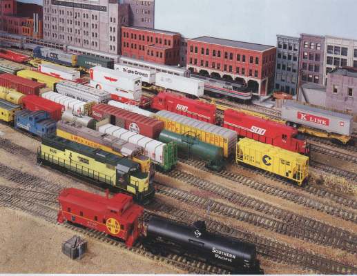 S Scale Layout Photo - Modern Era Models