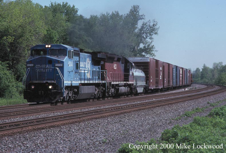 CR 6244 and HLCX 6400 on ML433 May 28/99