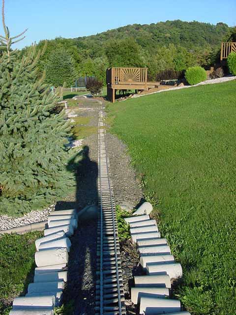 de062R.lawn.deck