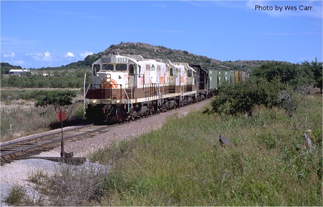 Farmrail 8253 - Snyder, OK