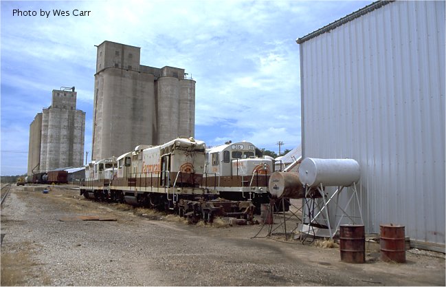 Farmrail shops - Clinton, OK