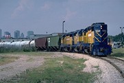 FWWR westbound at 8th Avenue - Ft. Worth