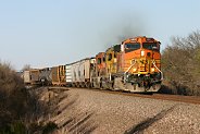 BNSF 5007 south of Krum, TX