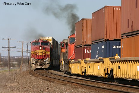 KCS trains meet at Ponder