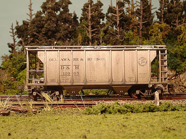 D&H Covered Hopper #12065 Side View