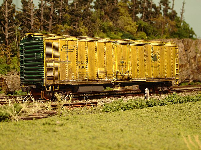 CNJ Reefer #41030 Angle View