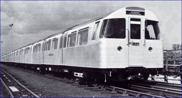 72 TS I orig bw.jpg (30712 bytes)