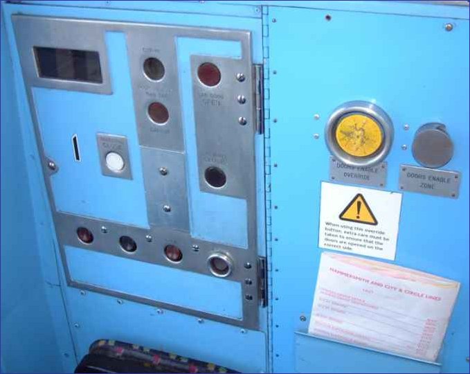 C Stock offside rear dooor controls.jpg (53982 bytes)
