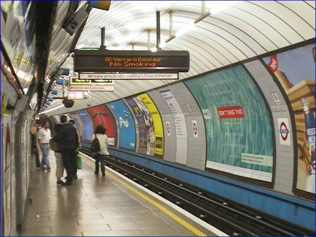 Victoria Vic Line.jpg (78065 bytes)
