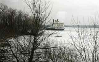 273%20FM%20riverboat%20ice.jpg