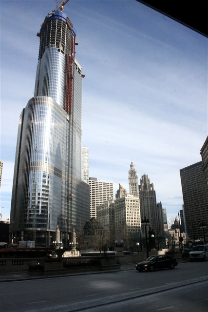 Chi%20Trump%20Bldg2.jpg